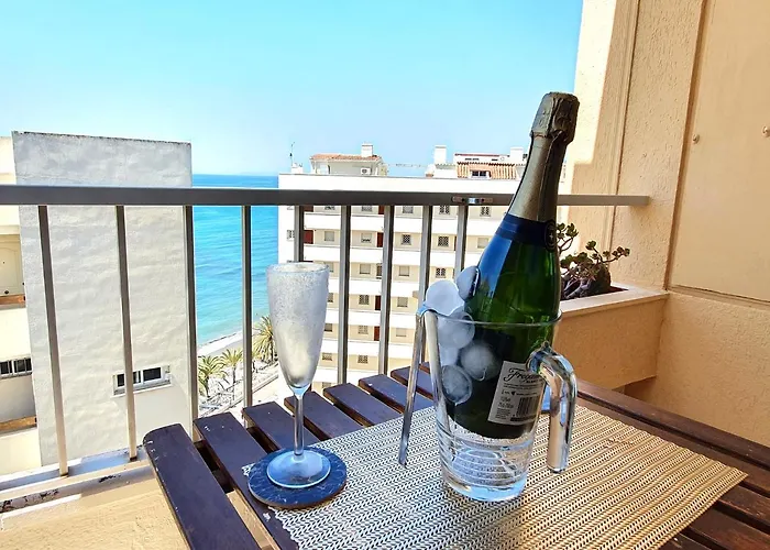 アパート Beachfront Center Neptuno Building Tenth Floor マルベーリャ
