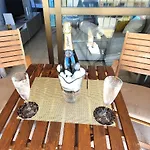 Apartment Beachfront Center Neptuno Building Tenth Floor *