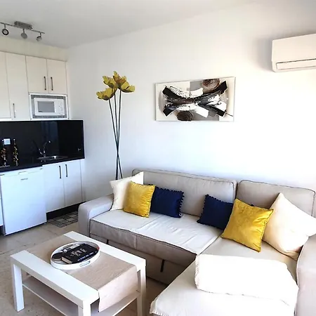 Apartment Beachfront Center Neptuno Building Tenth Floor *