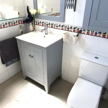 Beachfront Center Neptuno Building Tenth Floor Apartment Marbella