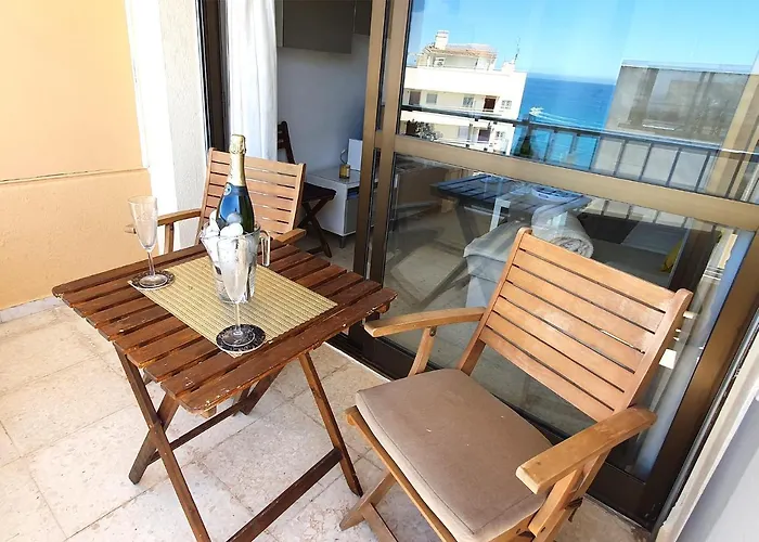 Beachfront Center Neptuno Building Tenth Floor דירה